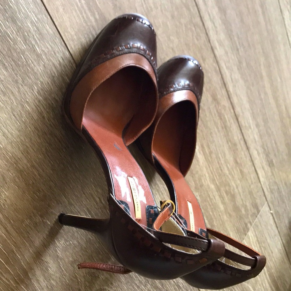 Max studio heels